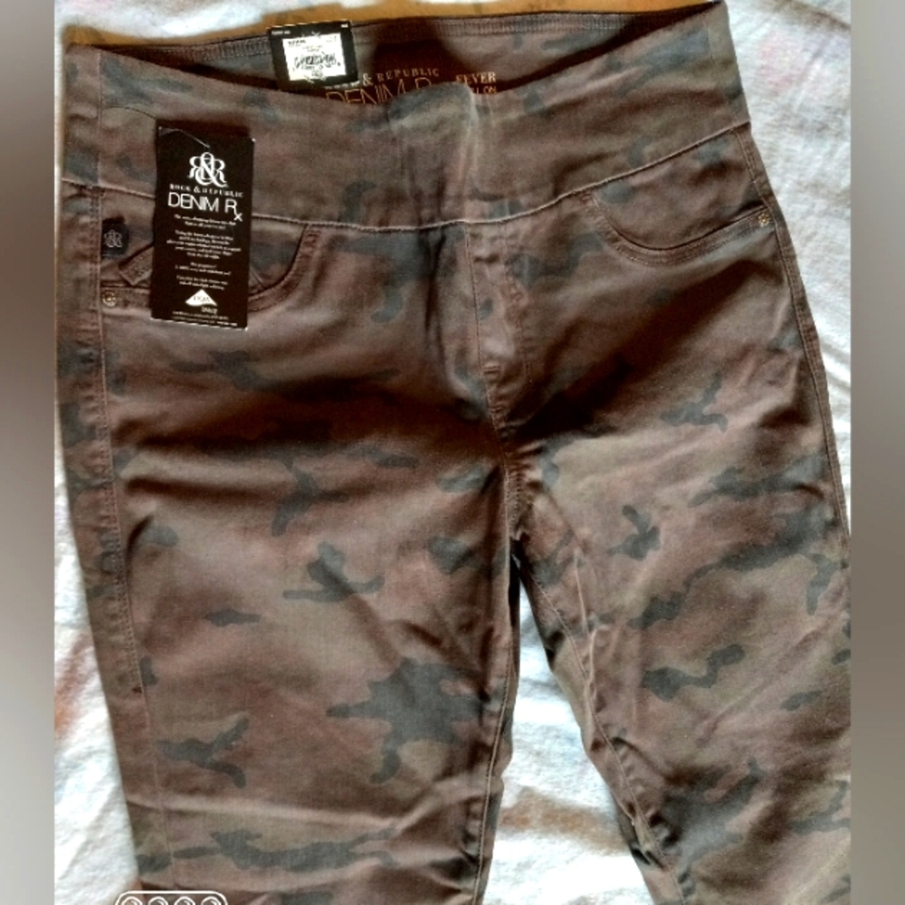 Rock & Republic Camouflage Stretch Denim Leggings